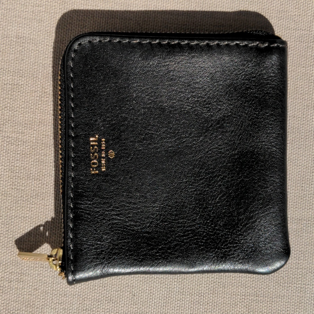 Fossil Black Leather Coin Case Pouch ✨NWOT!✨